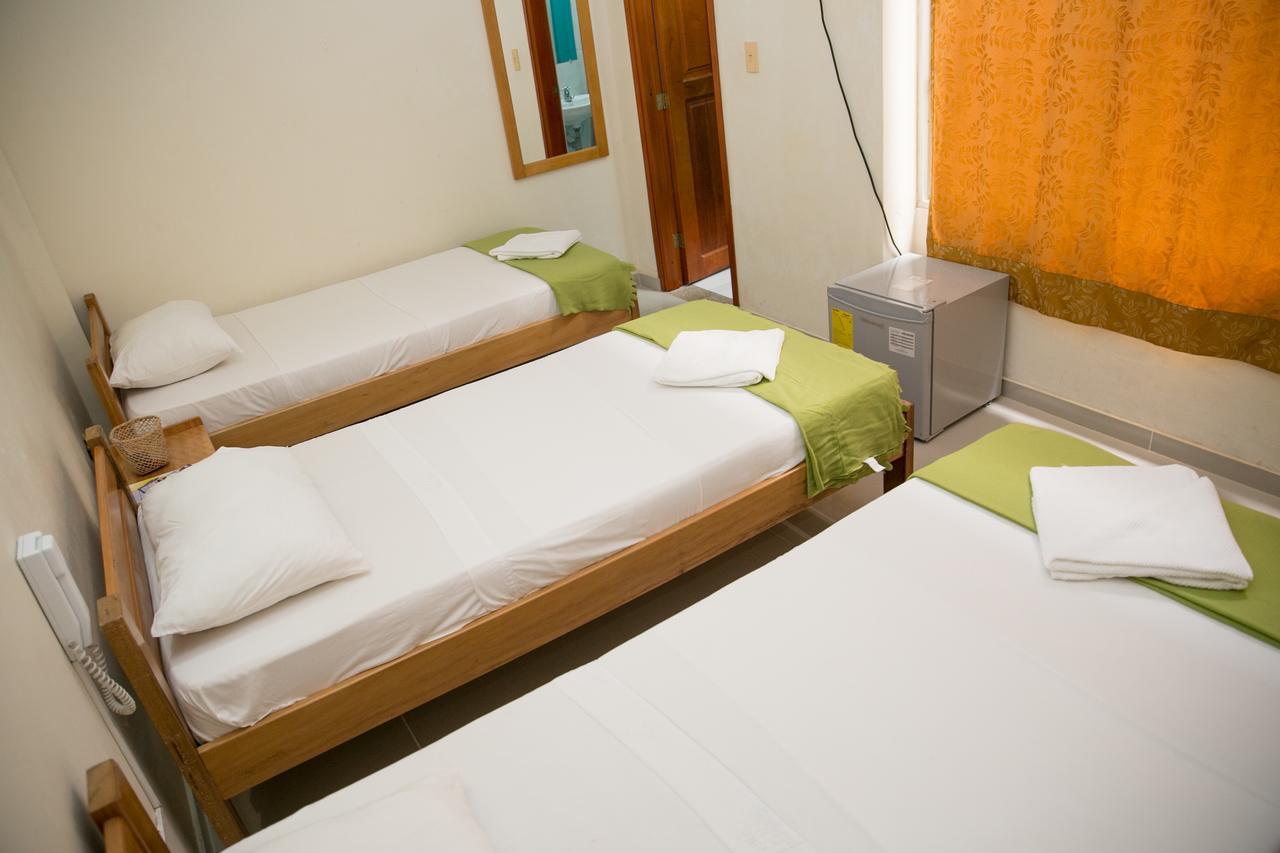 לטיסייה Hotel La Esperanza 2 מראה חיצוני תמונה